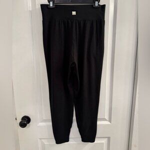 Vuori Lux At Ease Harem Jogger Pants Black Medium